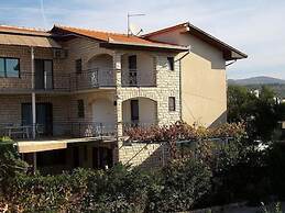 Apartments Ivan Rogoznica