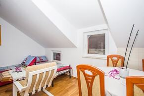 Holiday House Tina Seget