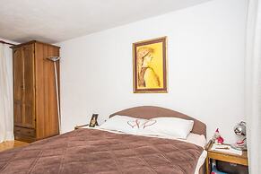 Holiday House Tina Seget