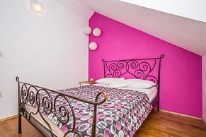 Holiday House Tina Seget