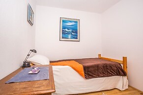 Holiday House Tina Seget