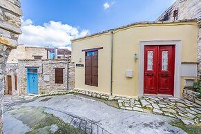 RedBlueDoor