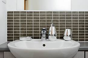 Fabulous Apartment near Edinburgh Center