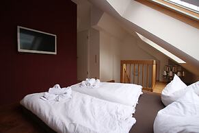 SLADKIY SLIVA Boutique Apartment