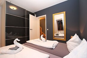 SLADKIY SLIVA Boutique Apartment
