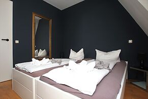 SLADKIY SLIVA Boutique Apartment