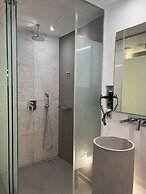 Las Hotel & Spa