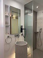 Las Hotel & Spa