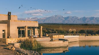 Rosell Boher Winery Lodge & Spa