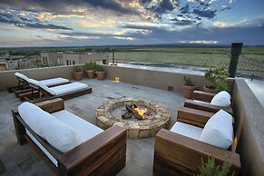 Rosell Boher Winery Lodge & Spa