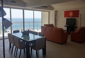 Departamento a  pie de  Playa