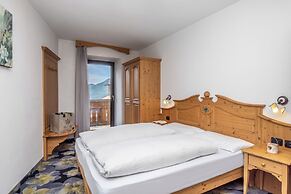 Hotel Tirol Natural Idyll