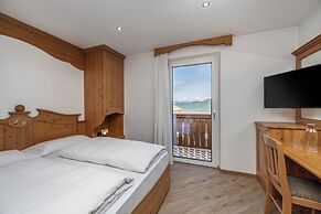 Hotel Tirol Natural Idyll