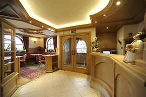 Hotel Tirol Natural Idyll
