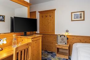 Hotel Tirol Natural Idyll