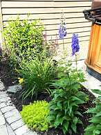 Cottage on Caledonia Bed & Breakfast