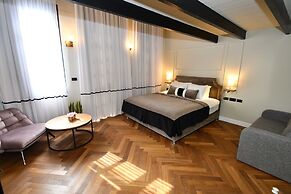 Jaffa King Gallery Boutique Hotel