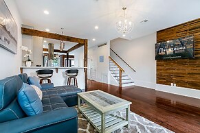 Spacious Townhouse close to FQ & City Hot Spots