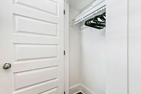 Spacious Townhouse close to FQ & City Hot Spots