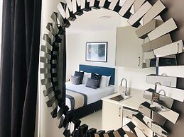 Ramada by Wyndham Queenstown Central