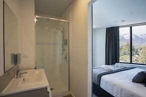 Ramada by Wyndham Queenstown Central