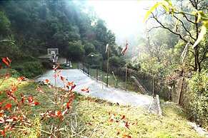 Haut Monde Hill Stream Resort and Spa