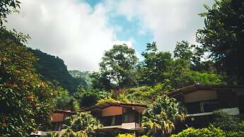 Haut Monde Hill Stream Resort and Spa