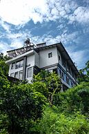 Haut Monde Hill Stream Resort and Spa