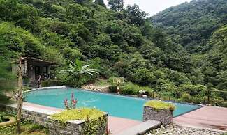 Haut Monde Hill Stream Resort and Spa