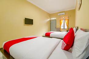 OYO 867 Bettah Coba Homestay