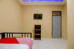 OYO 867 Bettah Coba Homestay