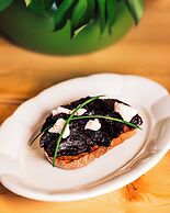 Monastery Garden Bistro & Rooms