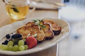 Monastery Garden Bistro & Rooms