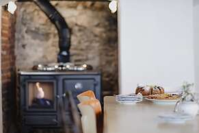 Monastery Garden Bistro & Rooms