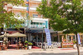 Hotel Aglon