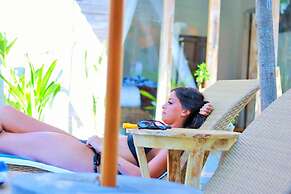 The Box Paradise Bungalow