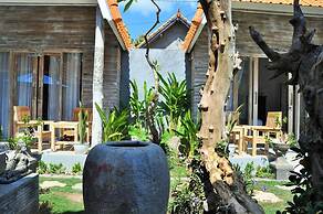 The Box Paradise Bungalow