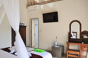 The Box Paradise Bungalow