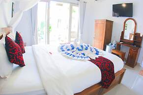 The Box Paradise Bungalow