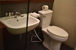 Paradise Hotel Nyaung Shwe