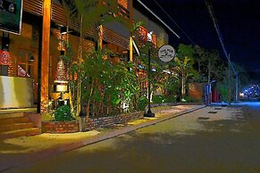 Paradise Hotel Nyaung Shwe