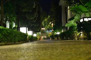 Paradise Hotel Nyaung Shwe