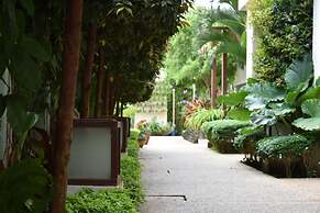 Paradise Hotel Nyaung Shwe