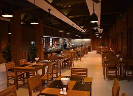 Paradise Hotel Nyaung Shwe