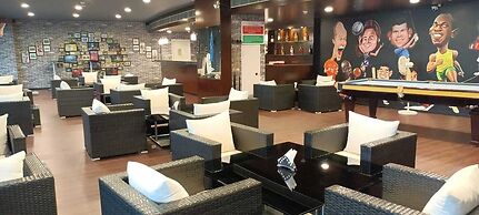 MWC Club by Downtown