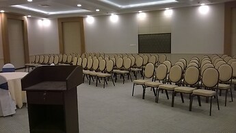 MWC Club by Downtown