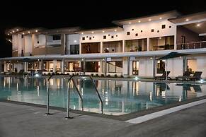 MWC Club by Downtown