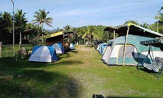 Pacific Buddies - Campsite
