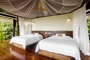 La Loma Jungle Lodge