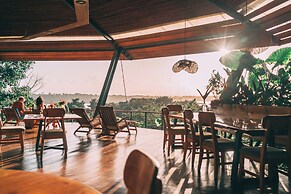 La Loma Jungle Lodge